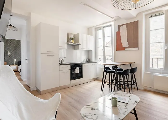 Moderne Au Coeur Du Quartier Historique Apartment Caen